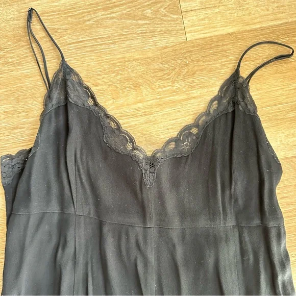 Aritzia Wilfred Lace Trim Slip Dress - Picture 4 of 4